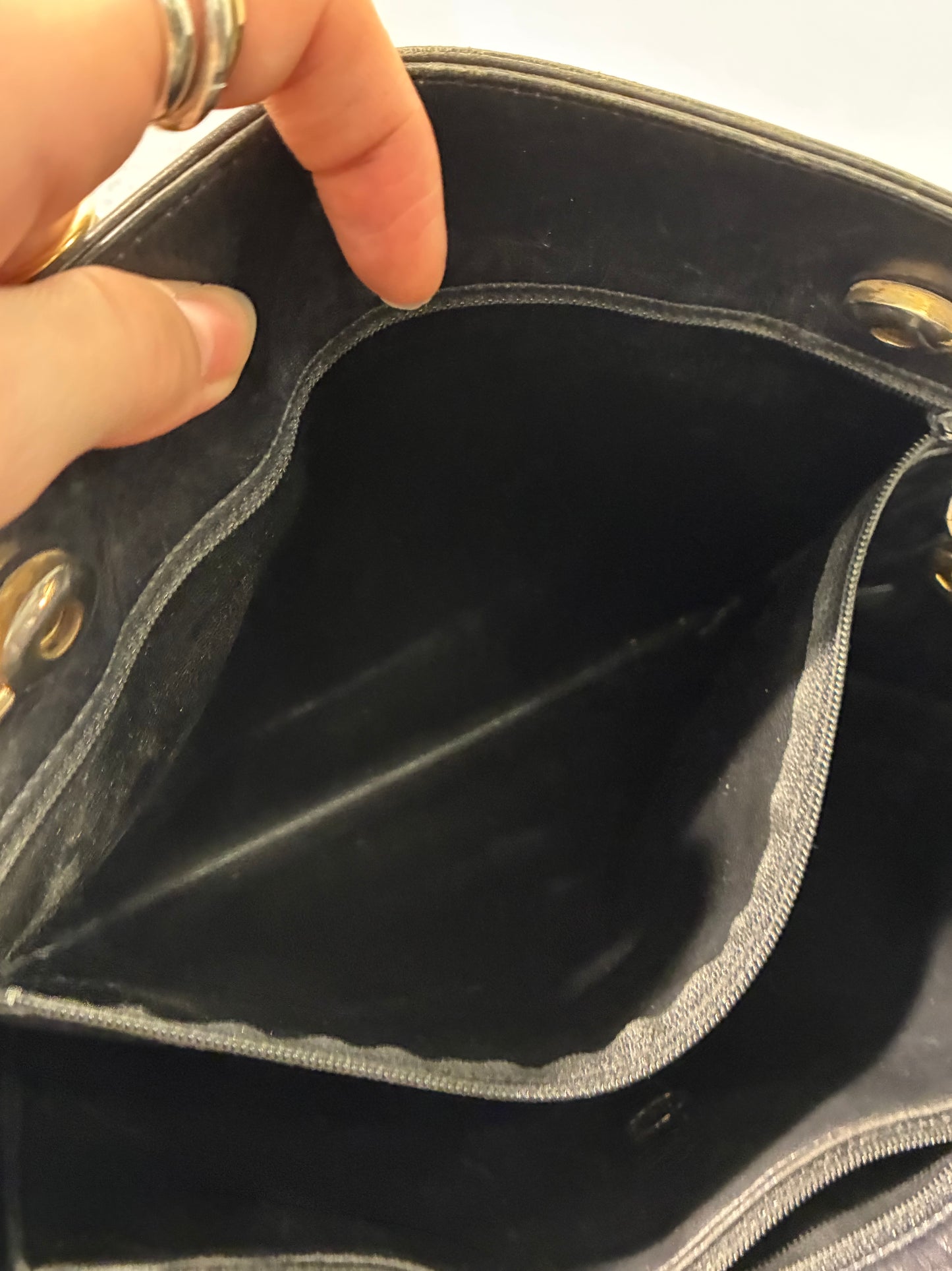 Chanel Vintage Tote - CC Detail - Black Lambskin & 24K Gold Hardware