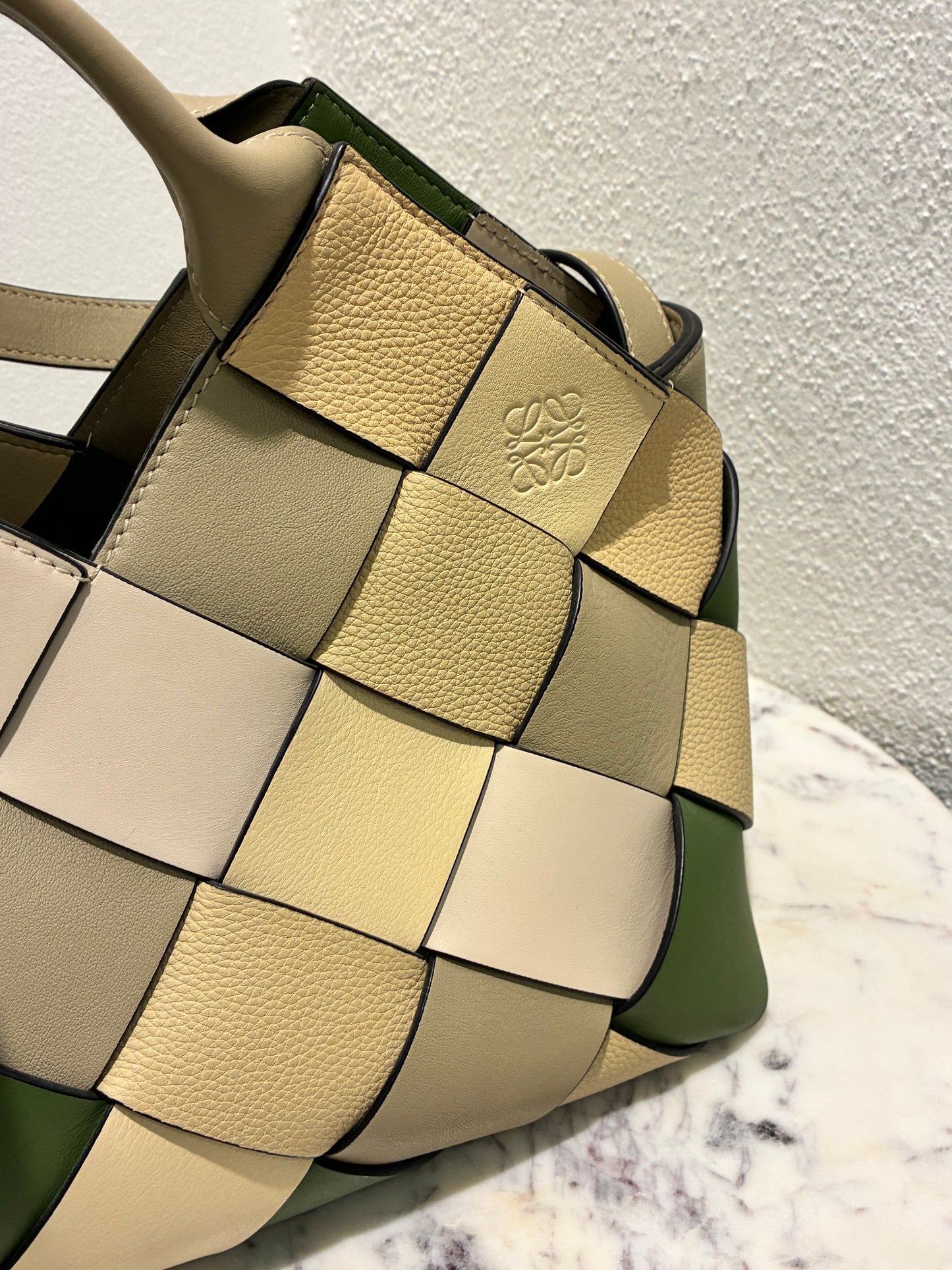 Loewe - Bucket Bag - Medinas Wardrobe