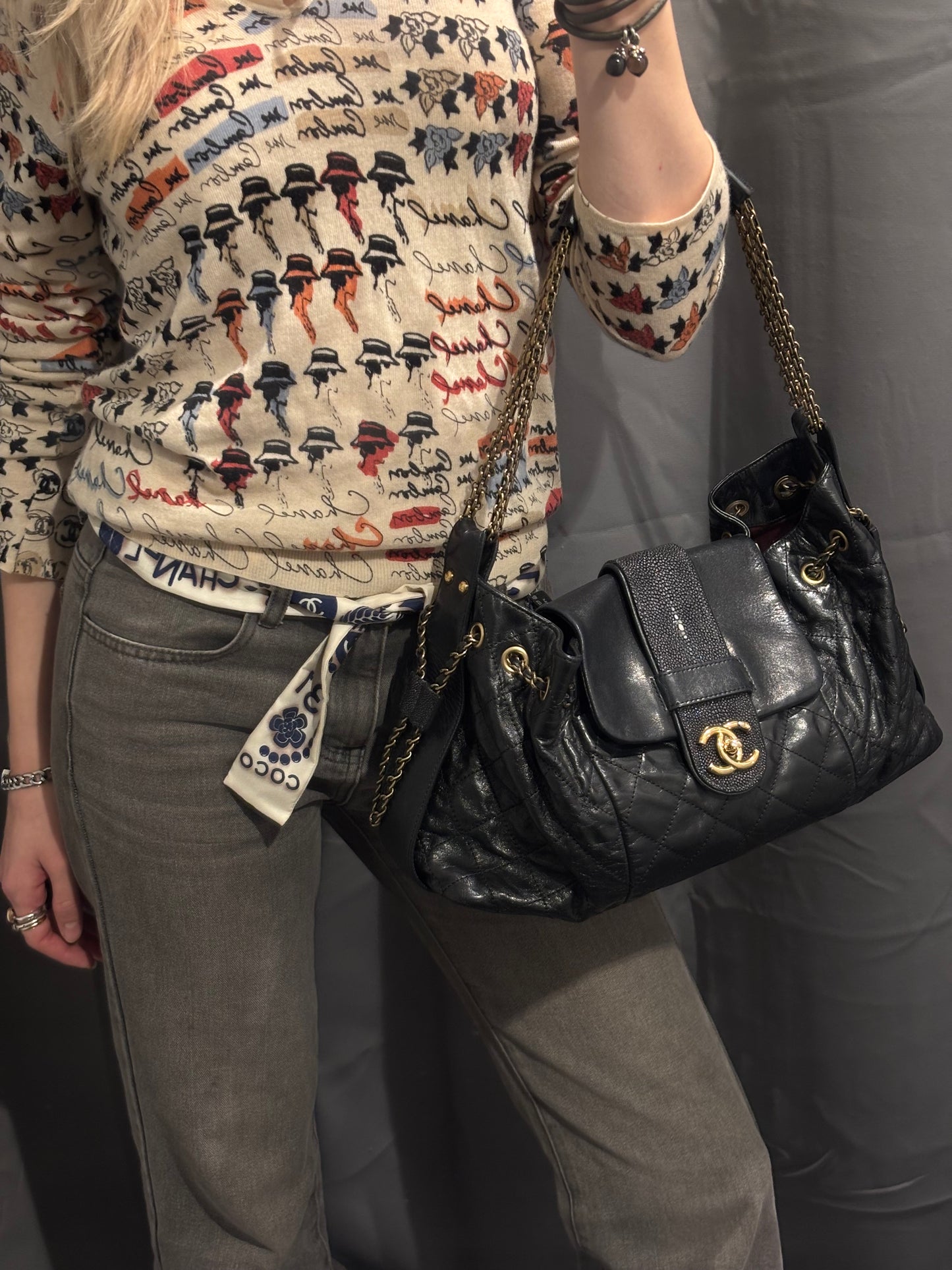 Chanel Stingray Bindi CC Accordion Tote – Black Calfskin & Gold Hardware