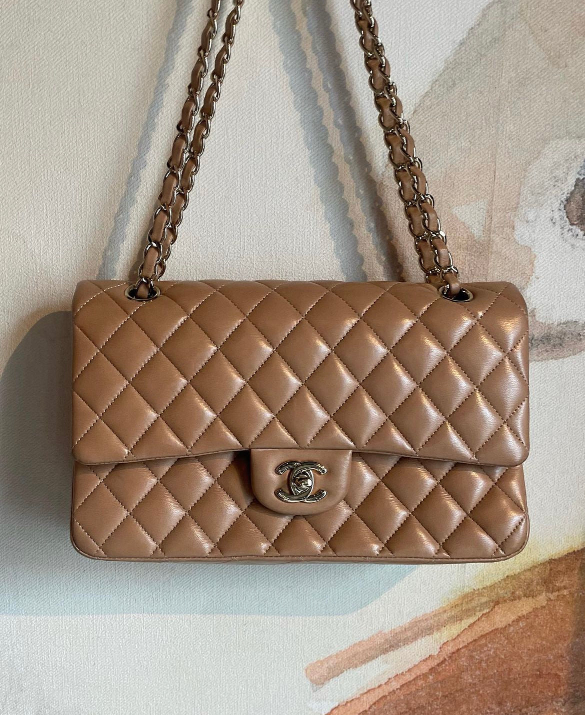 Chanel - Classic flap bag - Beige lammeskind m. guld hrdw.