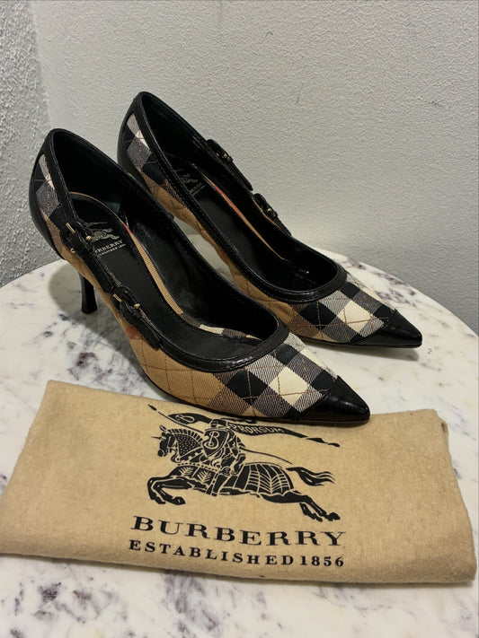 Burberry — Classic Check Pumps — EU 39