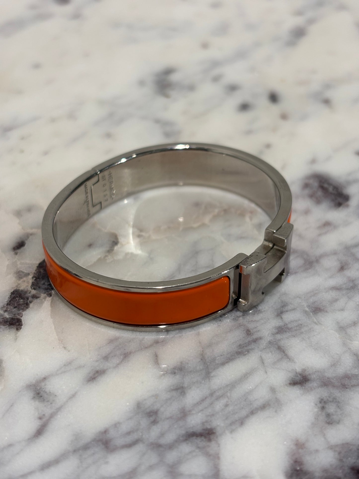 Hermés Clic H Bracelet - Orange & Silver - Size GM