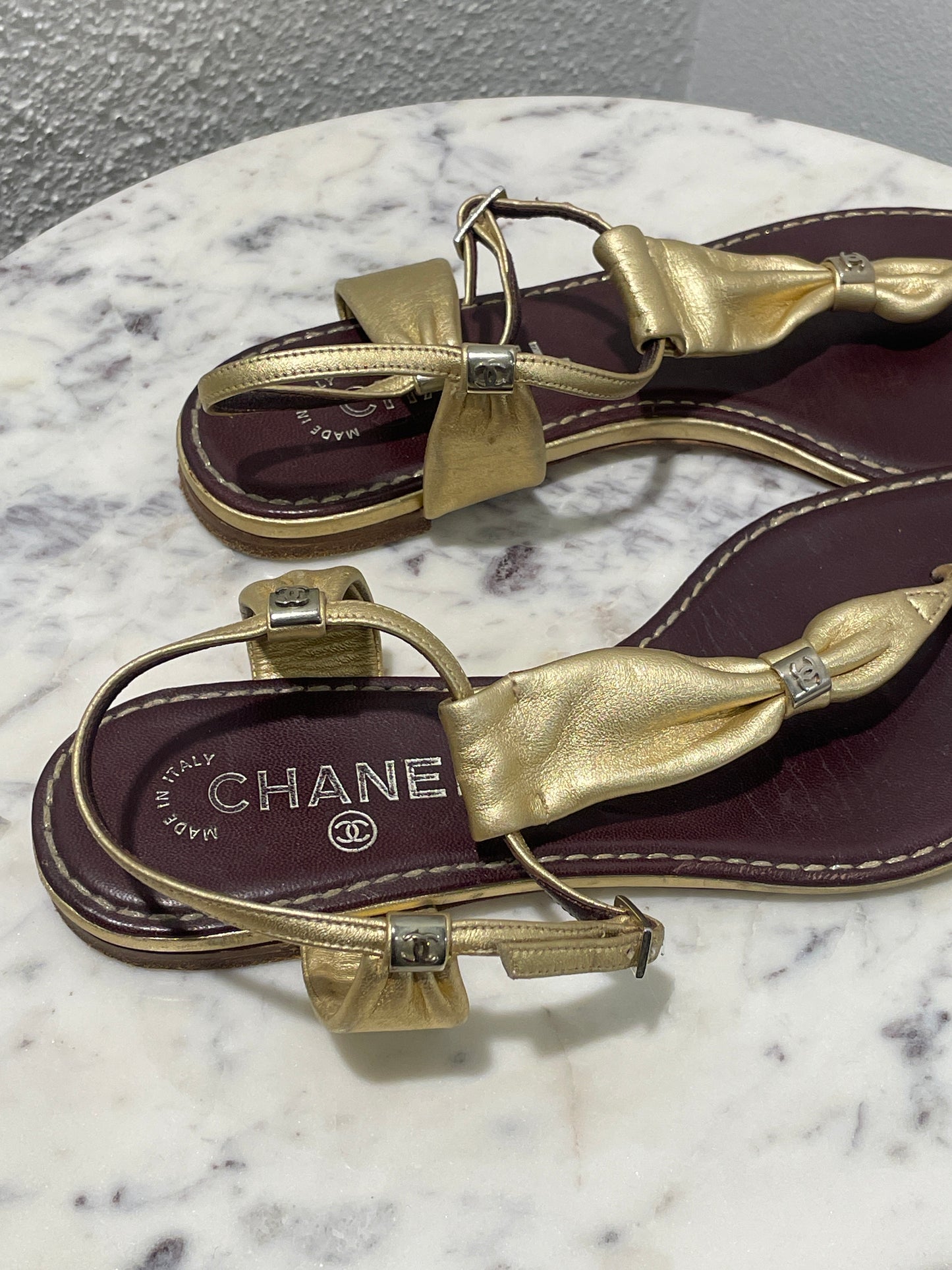 Chanel Metallic Gold Leather CC Sandals – 38
