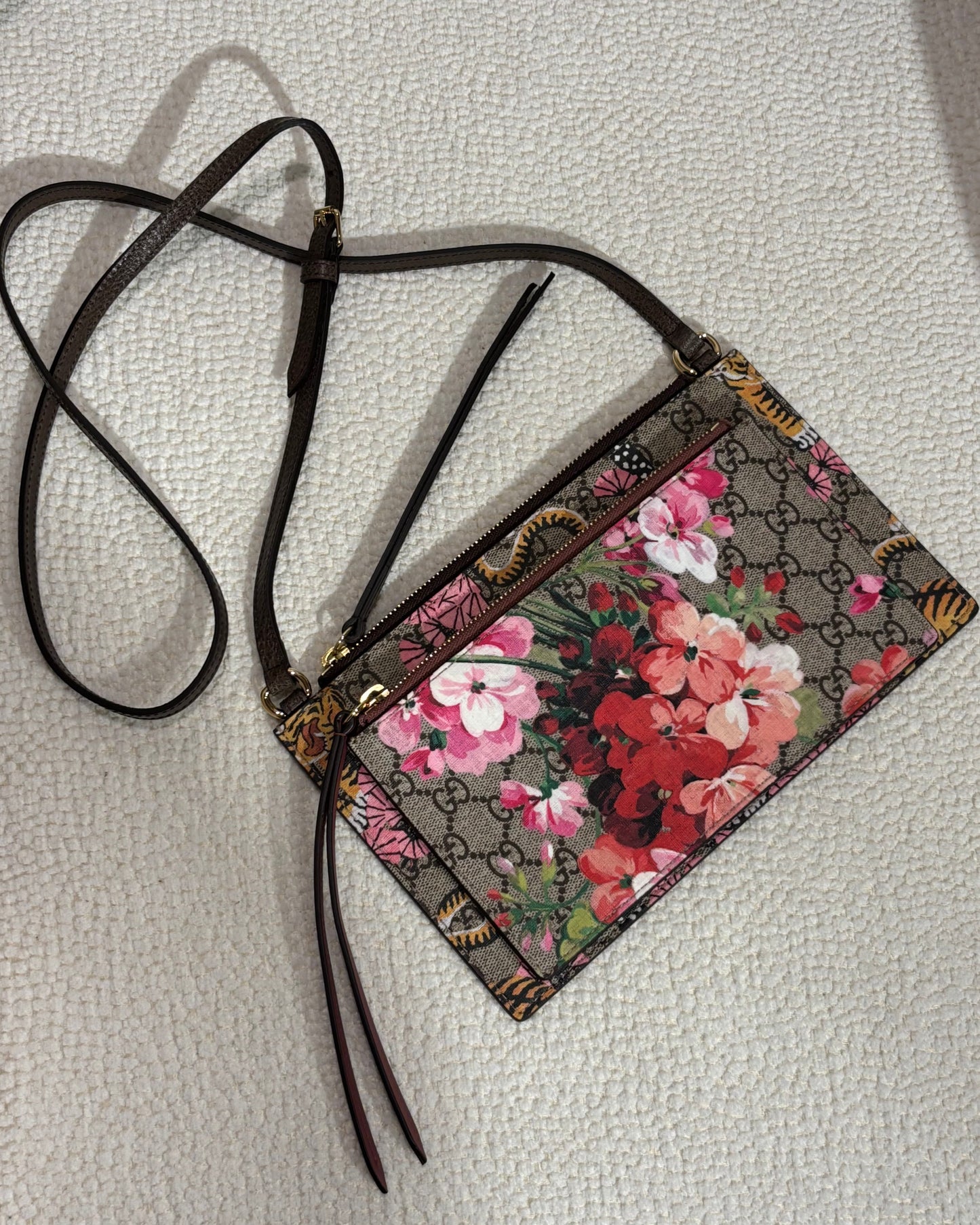 Gucci GG Supreme Bengal Blooms Dual Pouch Shoulder Bag - Beige Monogram Canvas & Blooms/Bengal Tiger