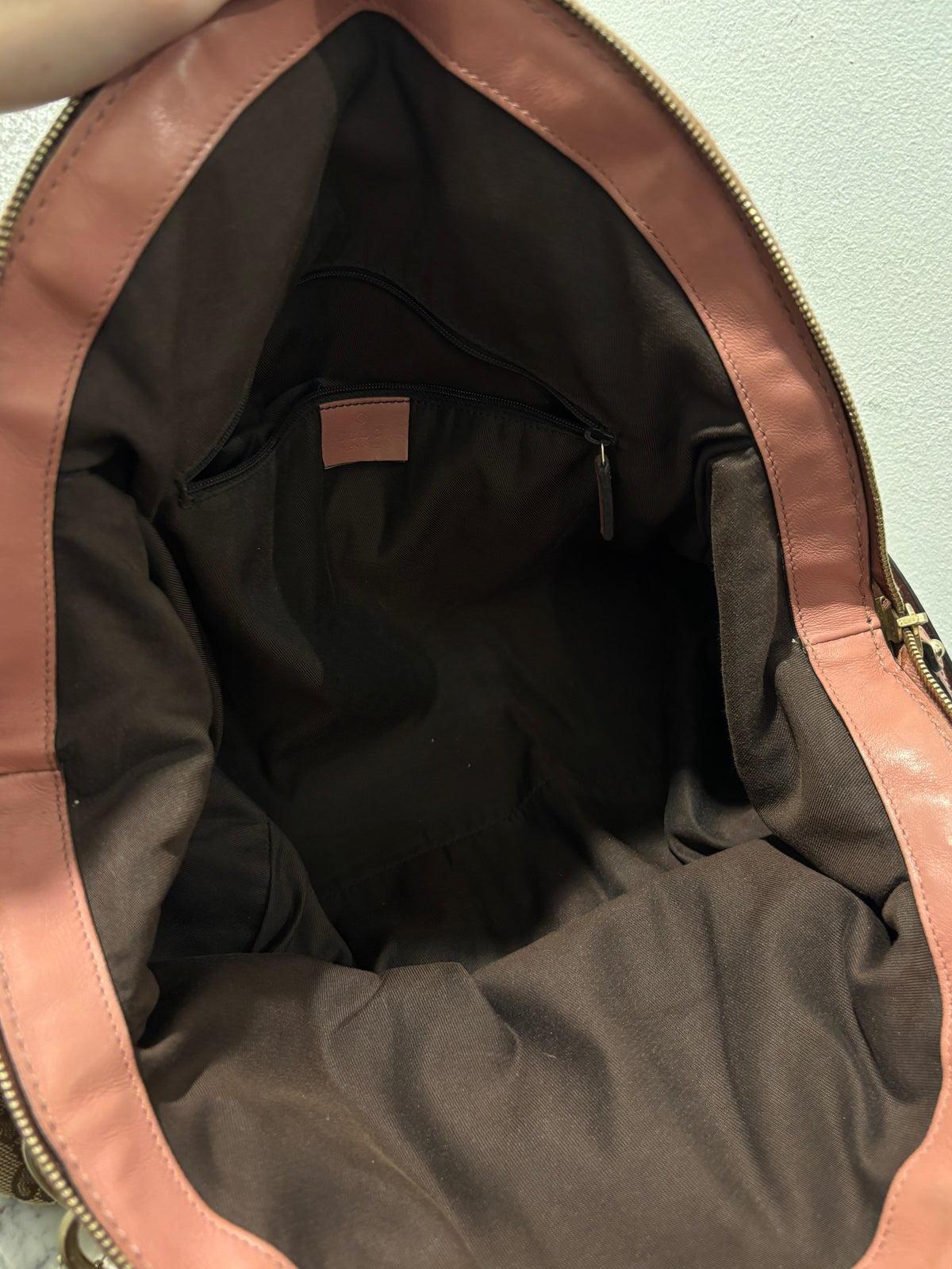Gucci Sukey Bag - Canvas & Leather in Pink