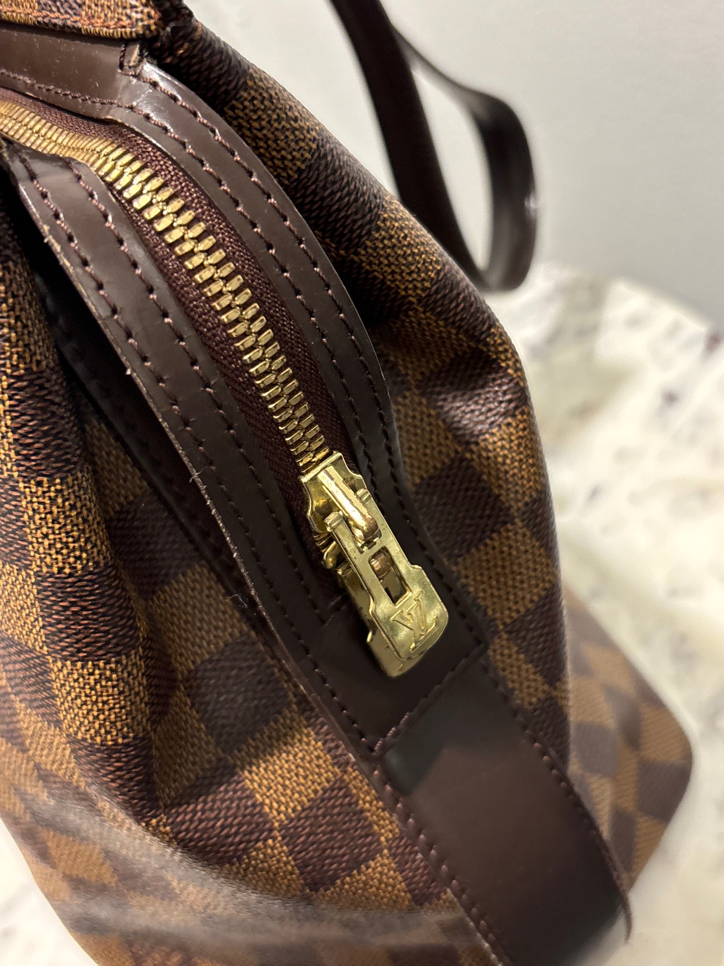 Louis Vuitton - Damier Ebene Chelsea Tote