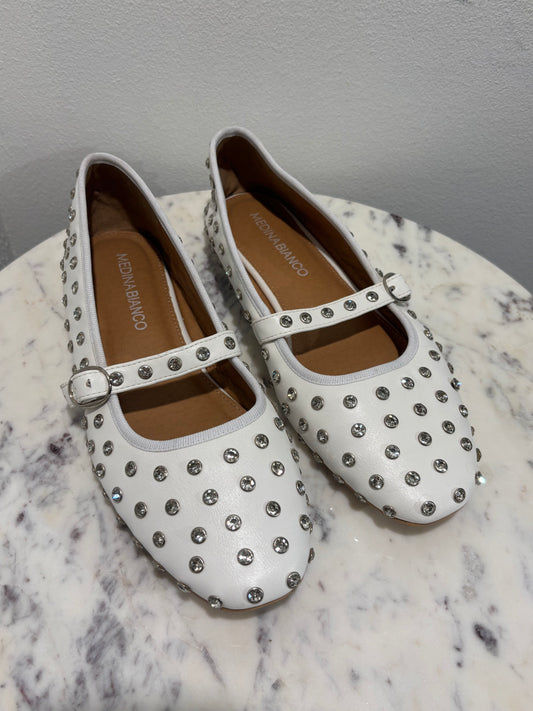 Medina x Bianco - White ballerinas w stones - 39 - Medinas Wardrobe