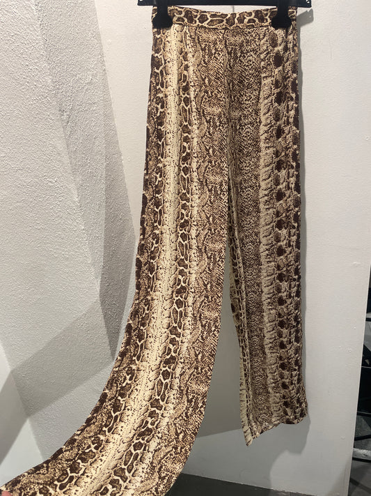 Pretty Little Thing - Pants - Snakeprint - EU34 - Medinas Wardrobe