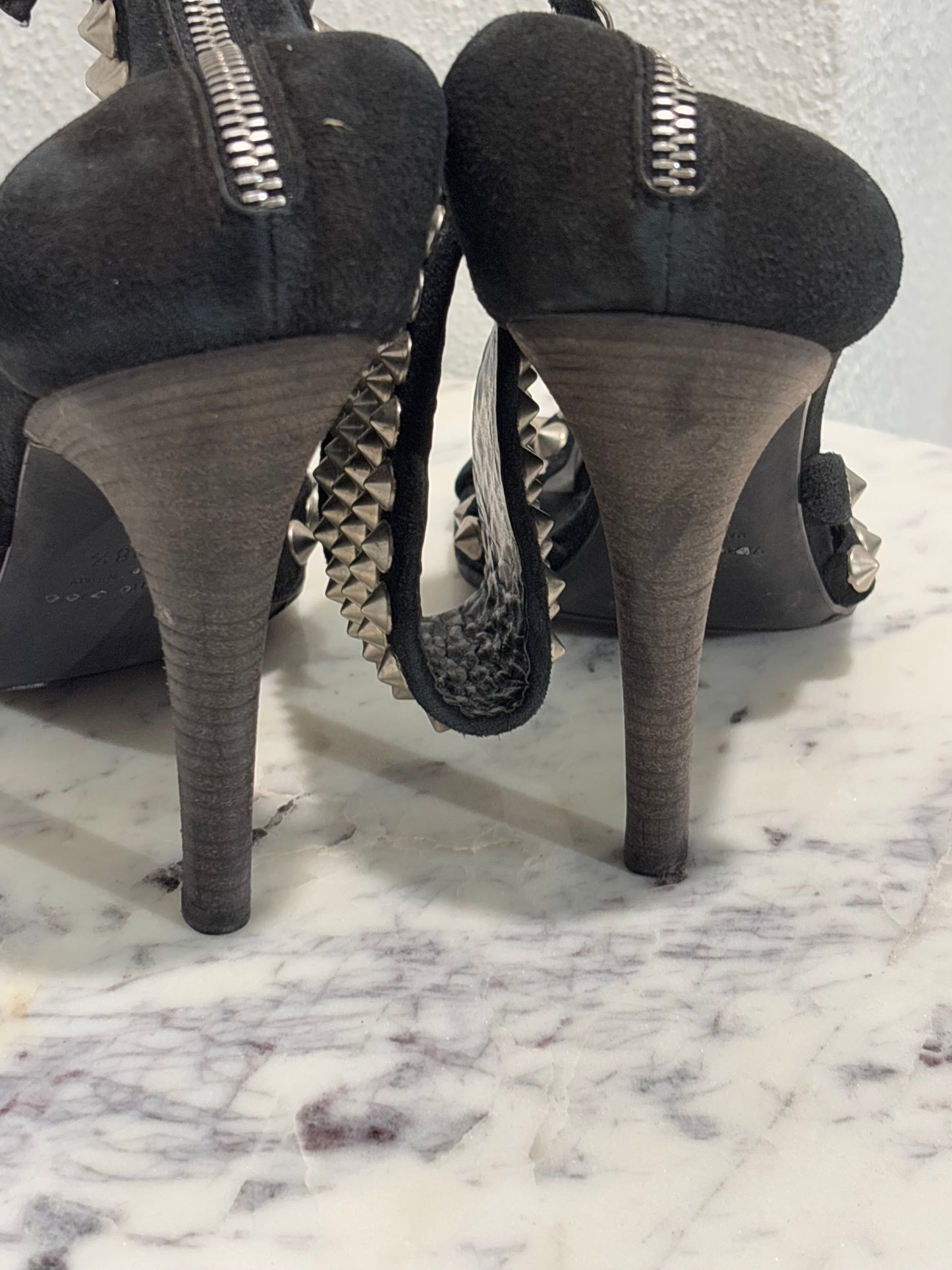 Balmain - Heels - Studs - 38.5 - Medinas Wardrobe