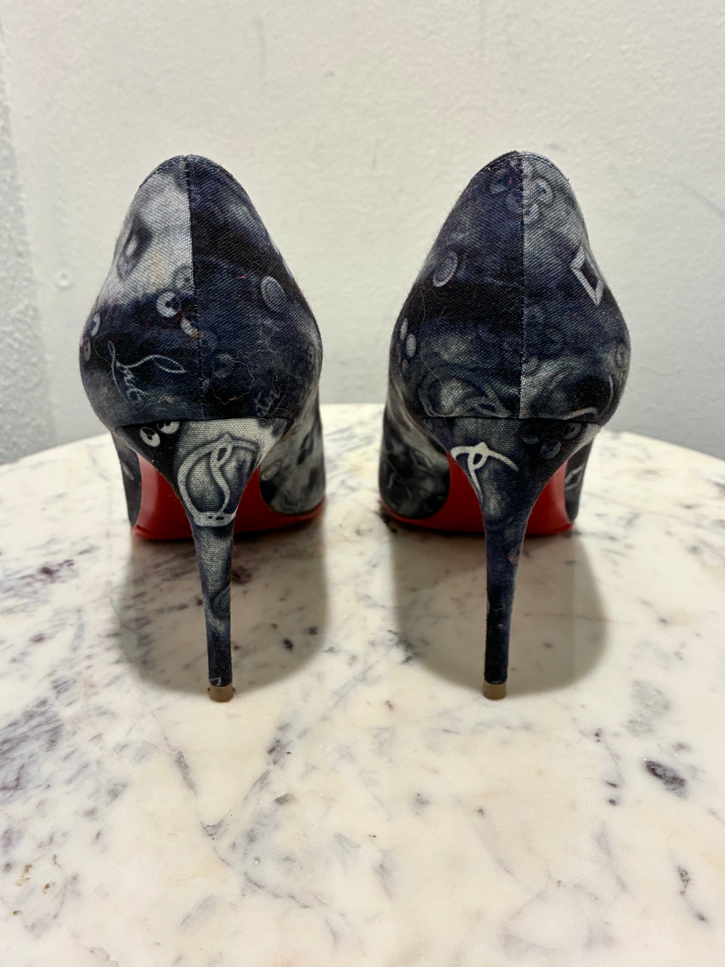 Christian Louboutin - Iriza 100 Printed Denim Pumps - Size 38,5