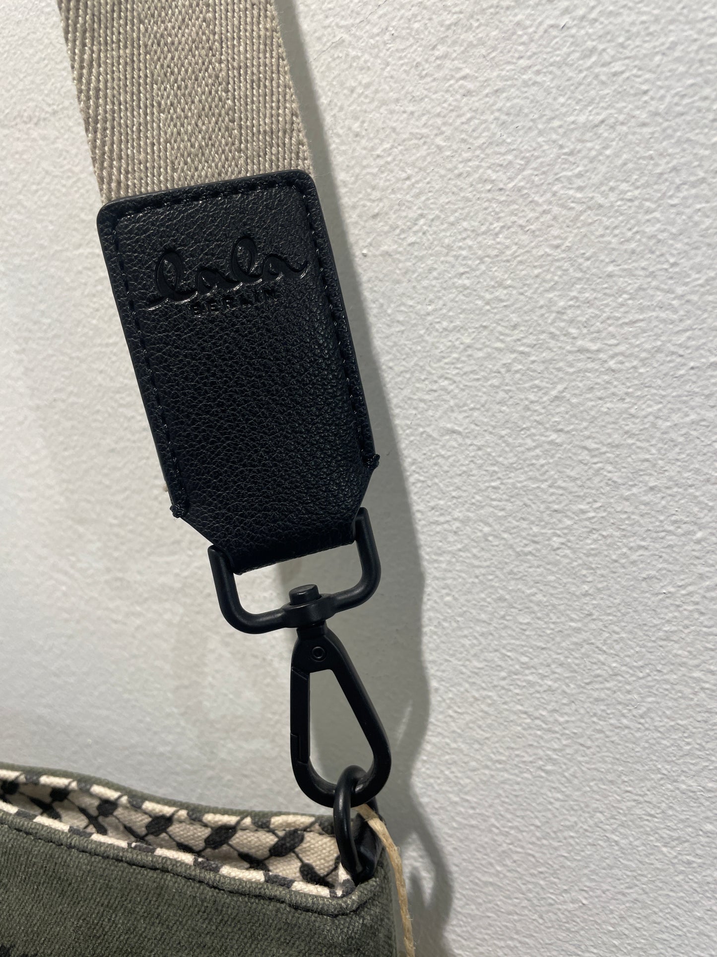 LaLa Berlin crossbody