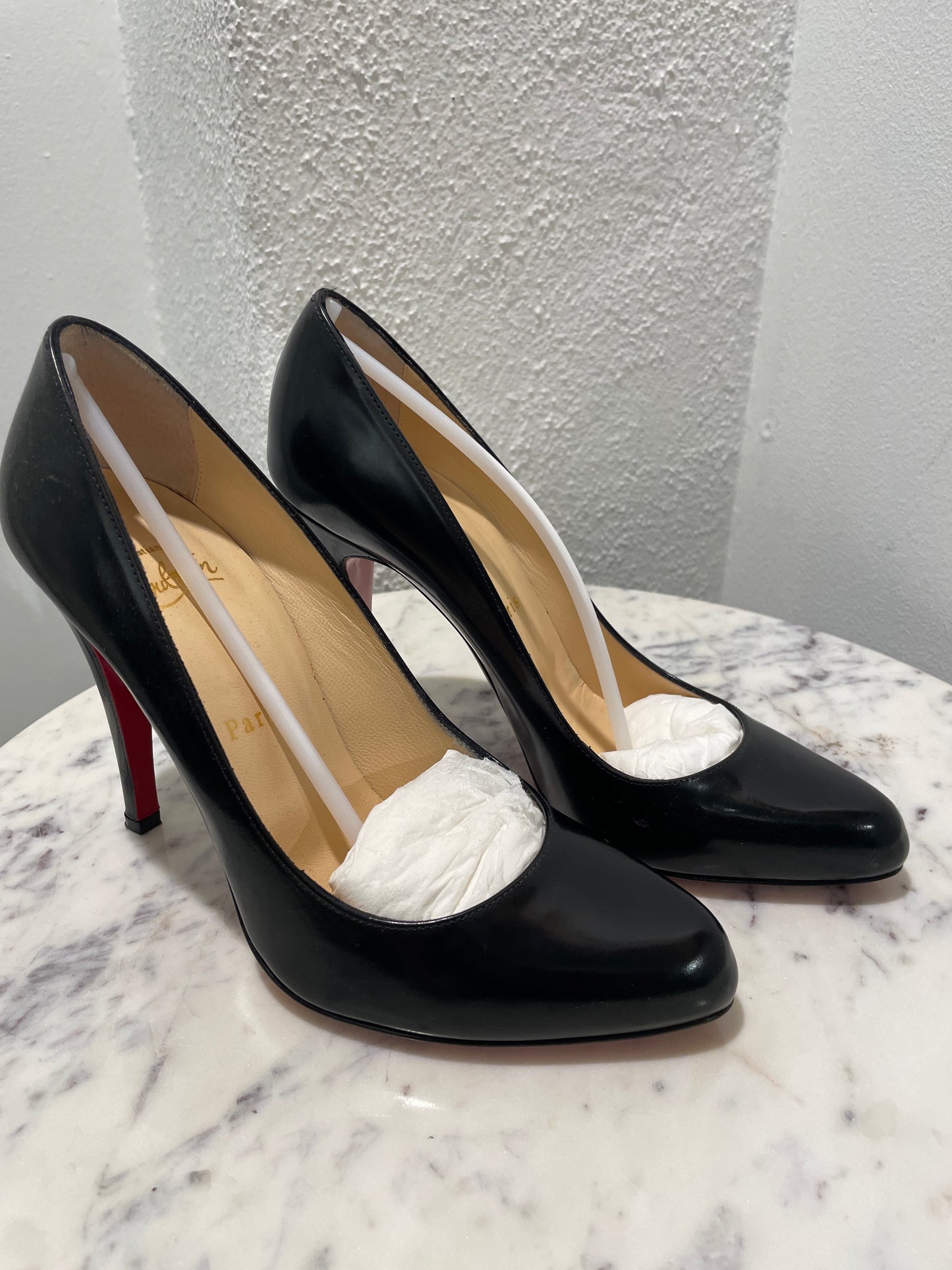 Christian Louboutin Decollete 868 Pumps in Black Leather – 37,5