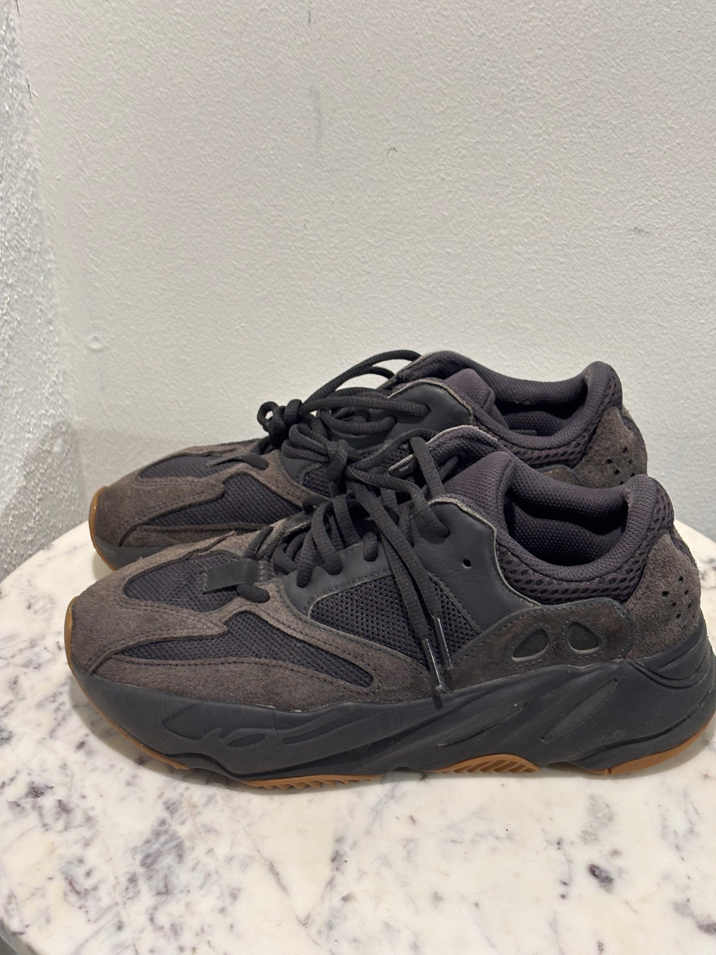 Adidas Yeezy - Adidas Yeezy Boost 700 V1 "Utility Black" - EU40 - Medinas Wardrobe