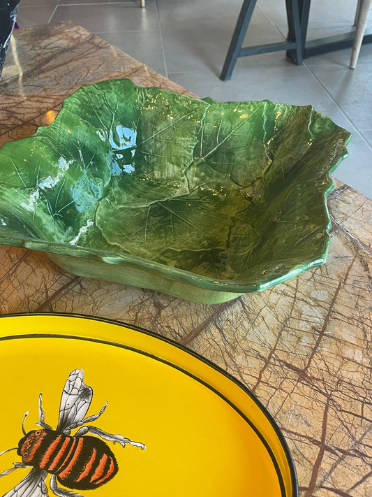 Dyb serveringsskål af vinblade - Italiensk porcelæn