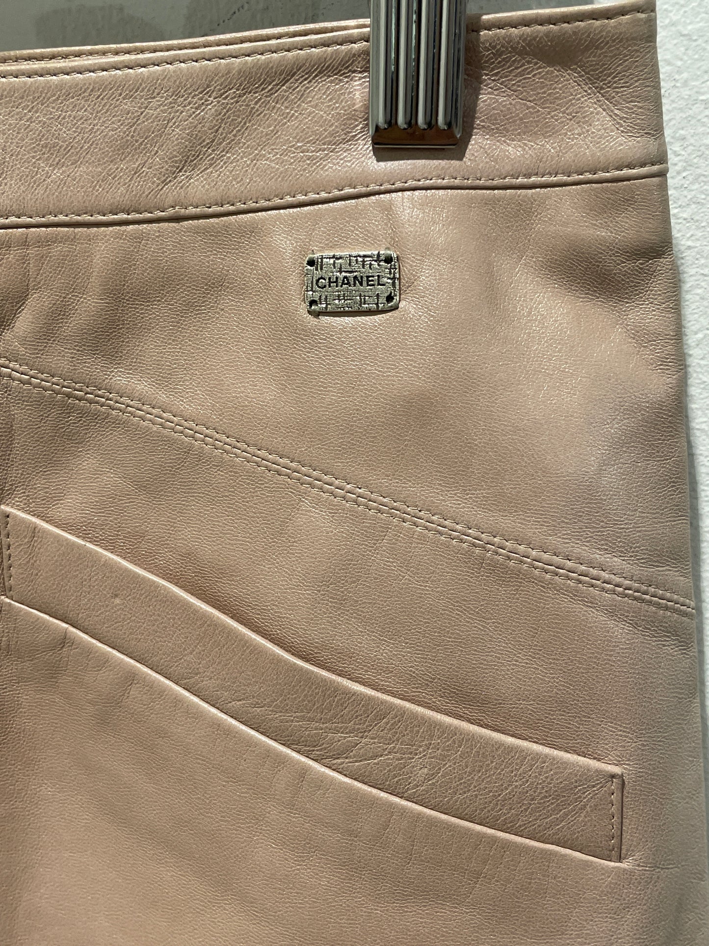 Chanel Skirt – Lambskin Leather in Pearl Rose - EU 40