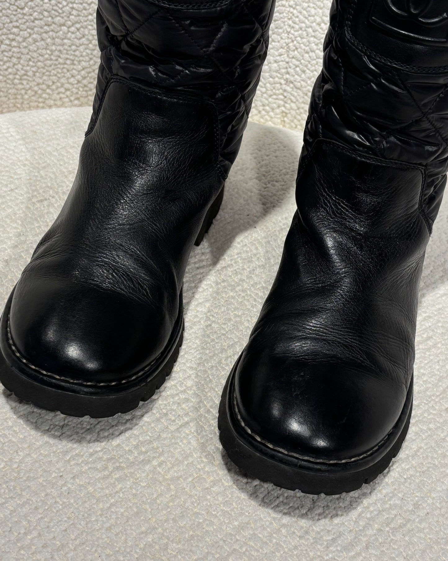 Chanel Biker Boots – Black Quilted Nylon & Leather – EU 39,5