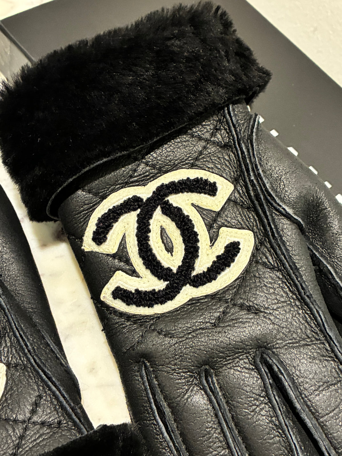 Chanel Gloves – Black Lambskin - Size 7