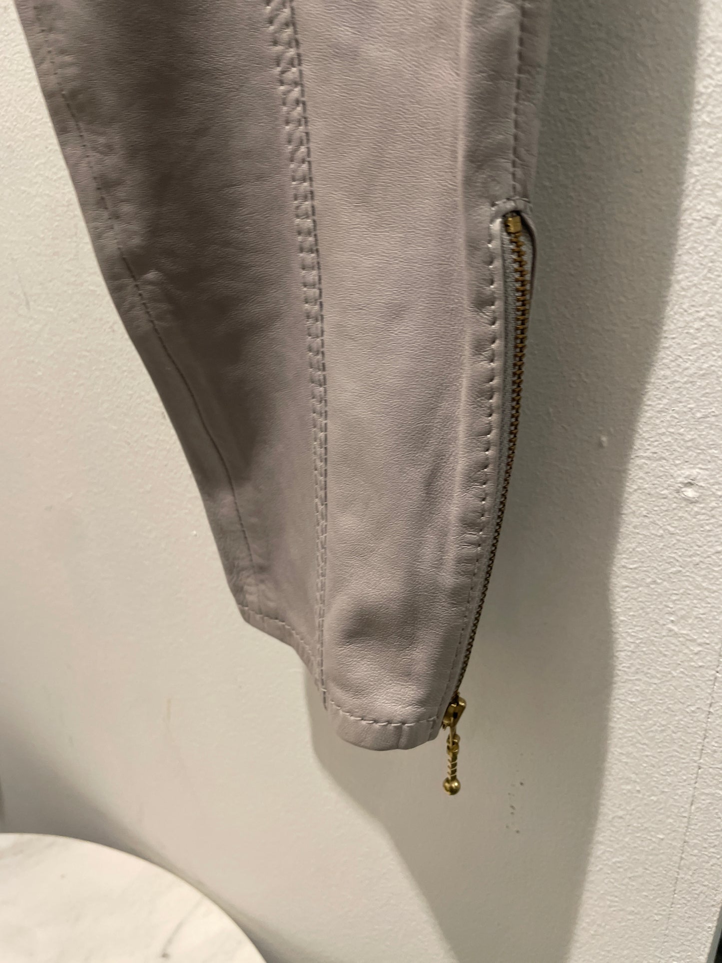 Baum und Pferdgarten - Soft Leather Trousers - Light Grey - EU42