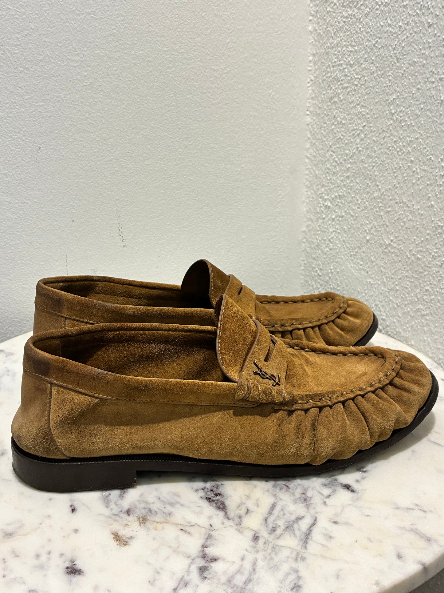 Yves Saint Laurent - Loafers – EU 40 - Medinas Wardrobe