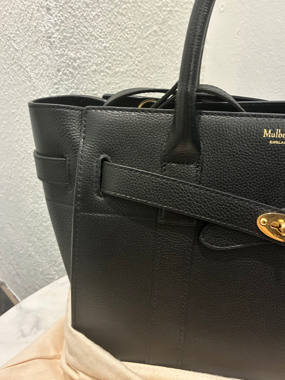 Mulberry Small Zipped Bayswater Satchel - Black Calfskin & Gold Hardware