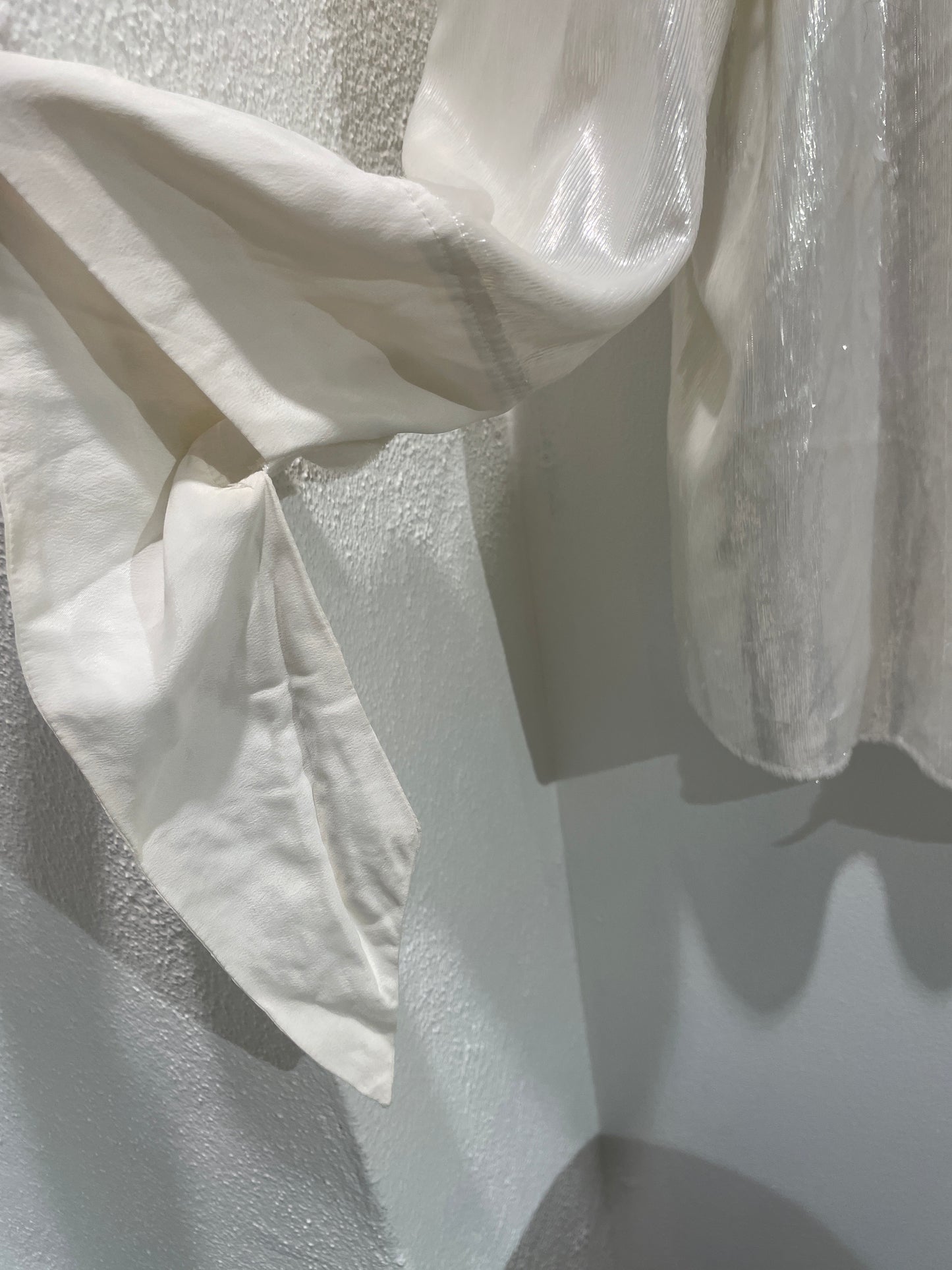 LaLa Berlin - Oversized Shiny Shirt - Off-white - Medinas Wardrobe - S