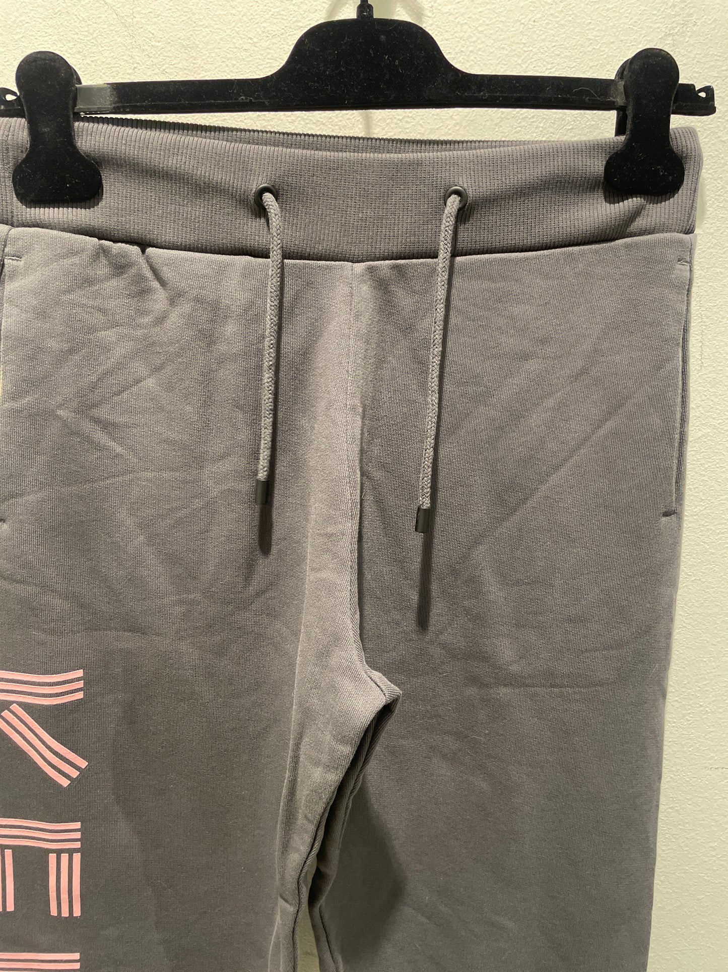 Kenzo Paris – Brand New with Tags Joggers / Trackpants in Charcoal Grey/Pink -