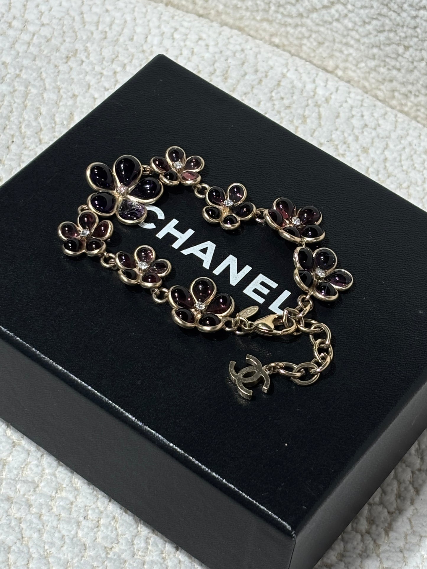 Chanel Bracelet – Gold-Tone Metal, Lilac Flower Motifs & CC Charm
