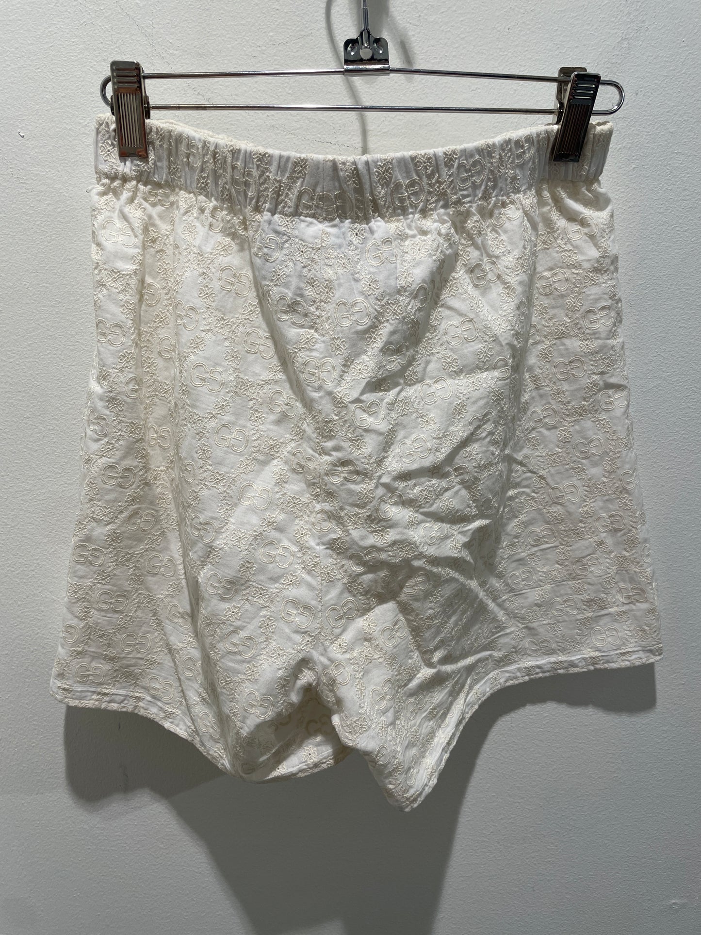 Gucci - Logo Shorts - broderie anglaise - Medinas Wardrobe - XS