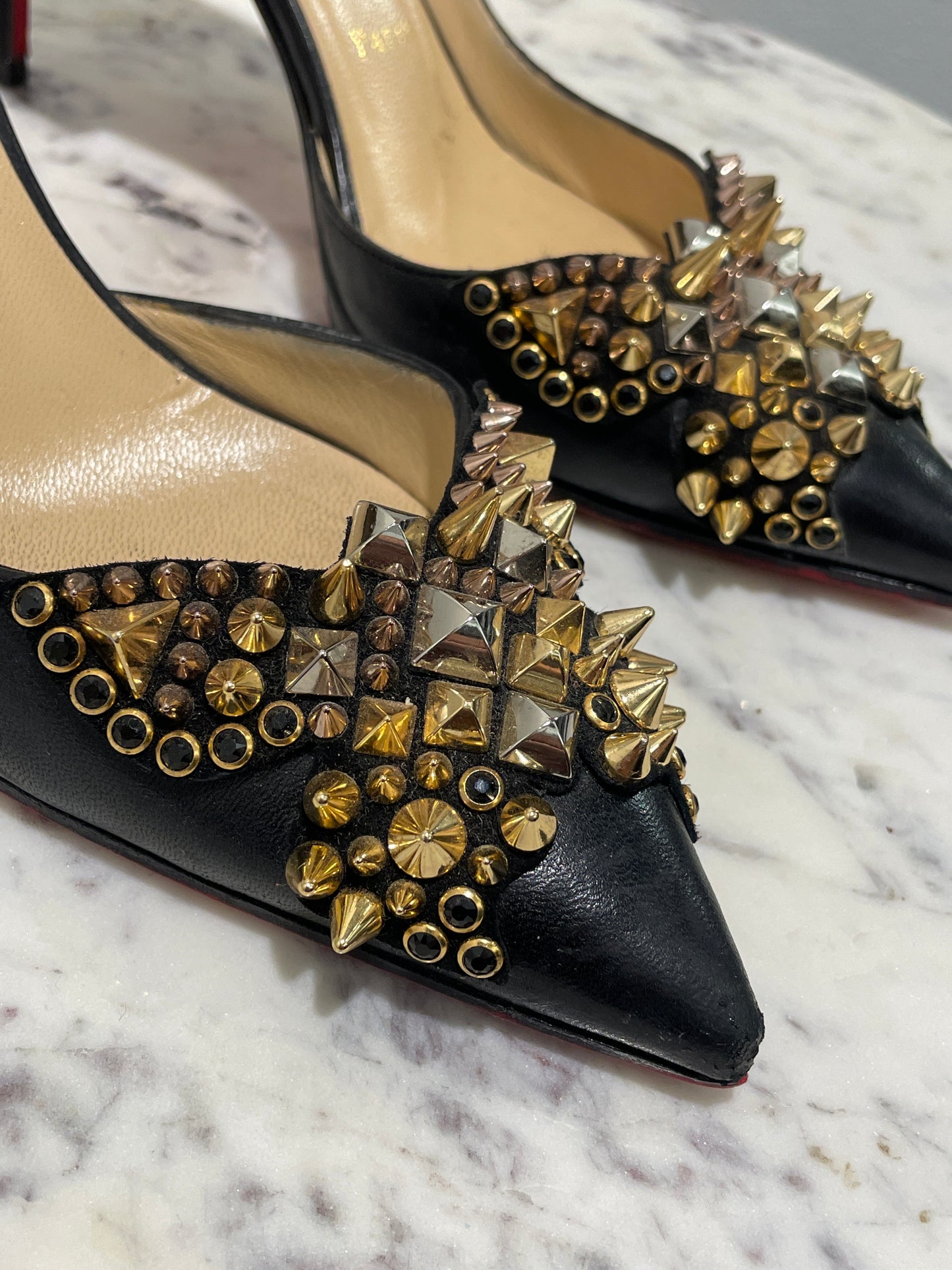 Christian Louboutin Farfaclou Half d’Orsay Pumps - 38,5