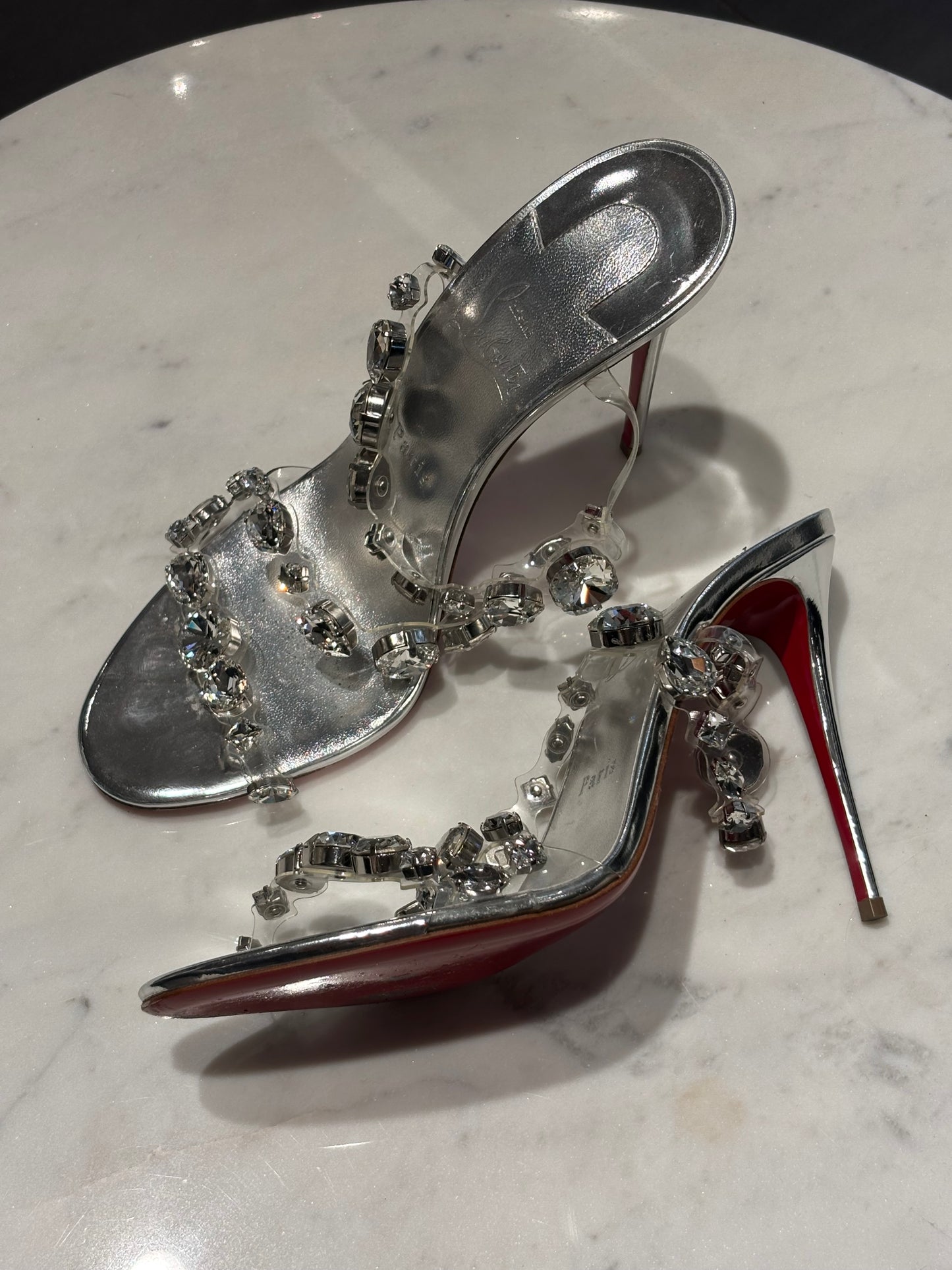 Christian Louboutin - Rosalie Jewel heels - 39,5 - Medinas Wardrobe