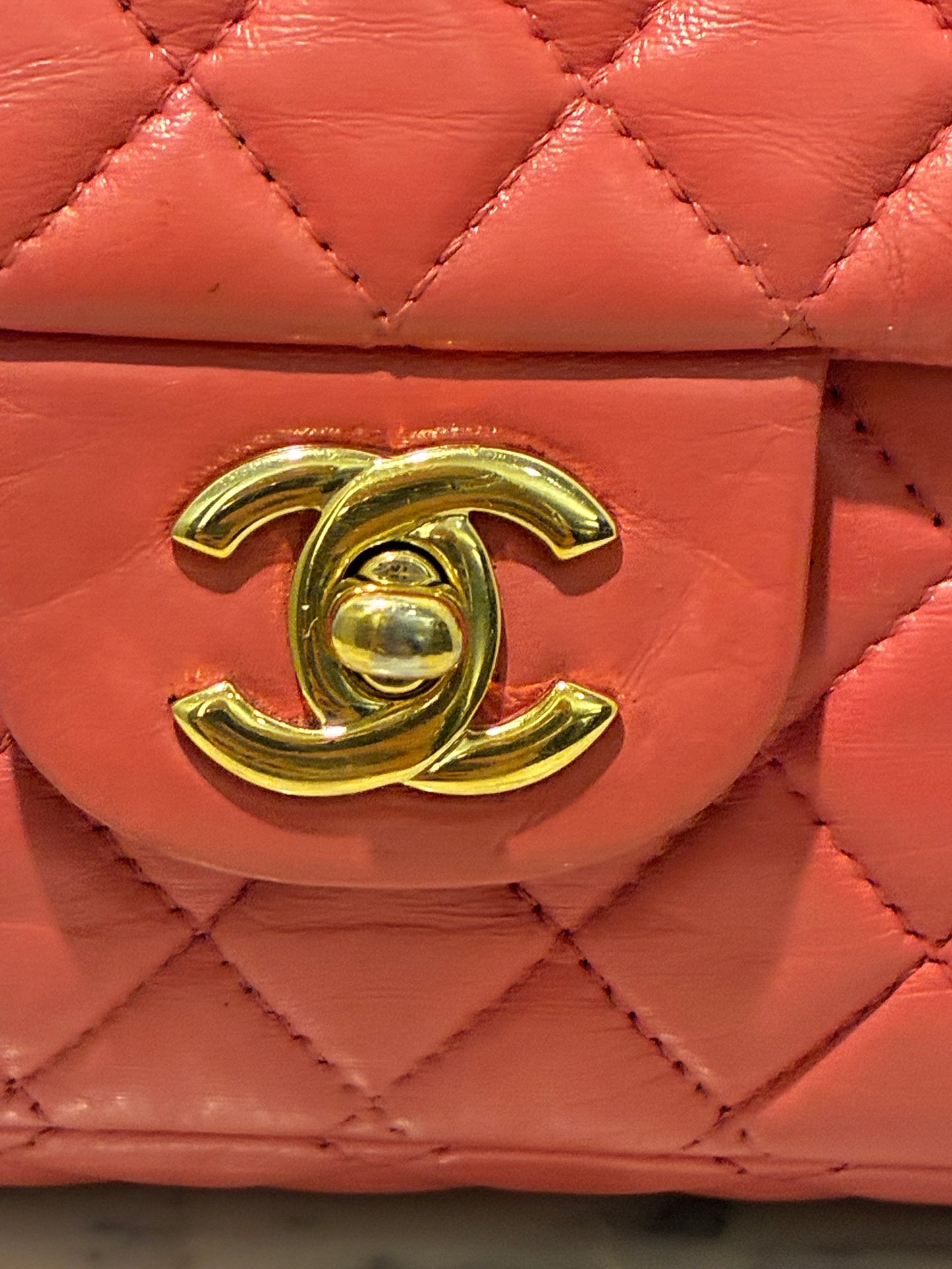 Chanel Charm Single Flap – Pink Leather & Gold Hardware (Kopi)