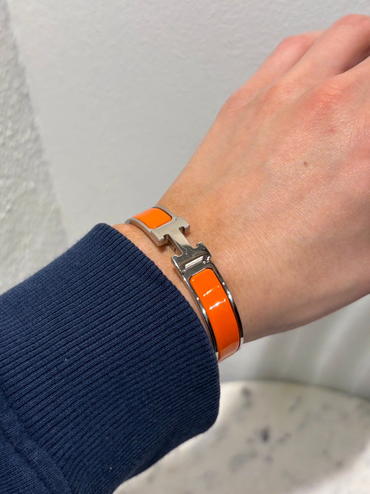 Hermés Clic H Bracelet - Orange & Silver - Size GM