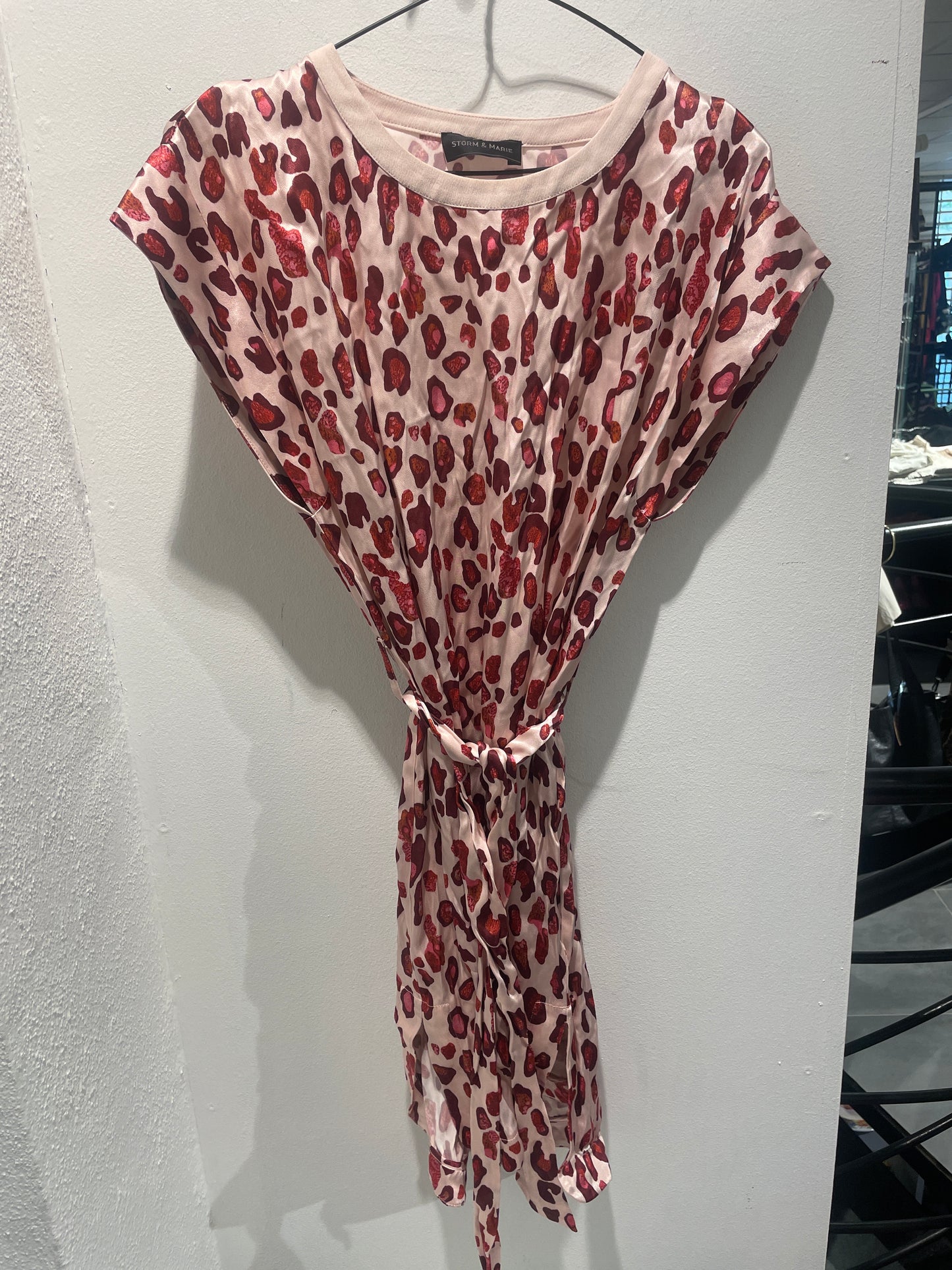 Storm & Marie - Dress - soft pink & burgundy leo - S/M - Medinas Wardrobe