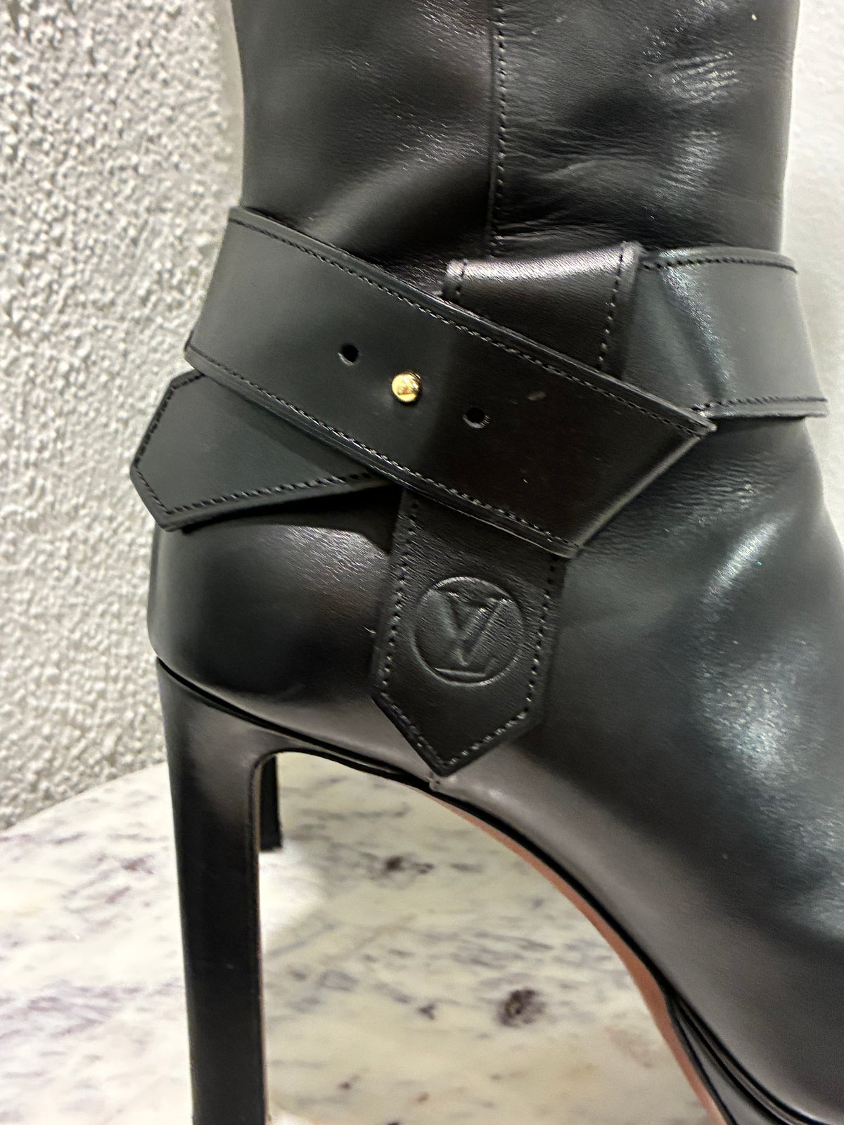Louis Vuitton Knee-High Boots – Black Smooth Leather - EU 39
