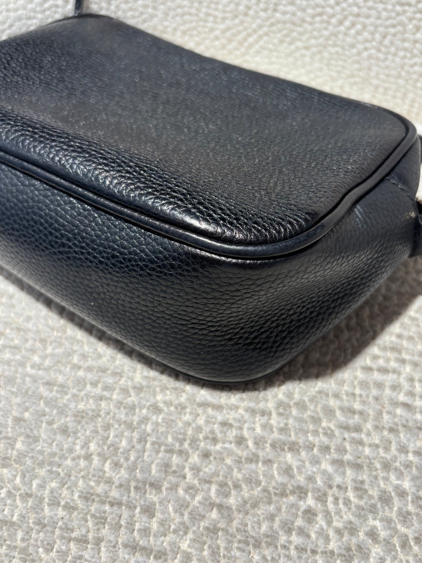 Gucci Disco Soho Bag - Black Leather & Gold Hardware