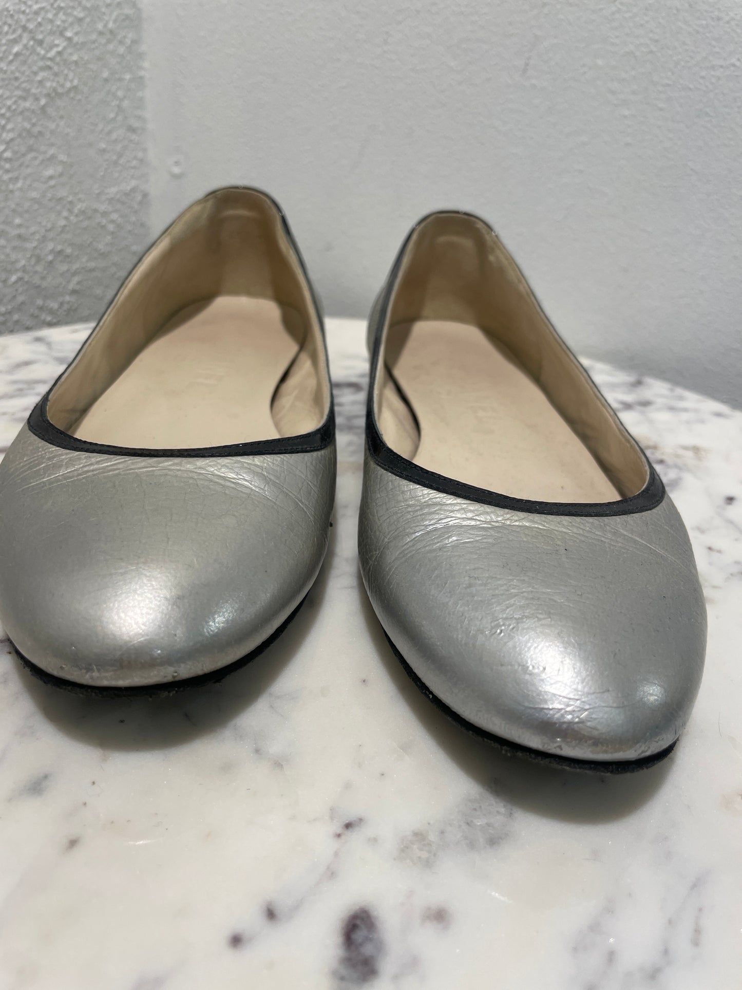 Chanel Ballerina Flats – Silver Leather with Black Patent Heel – EU 38