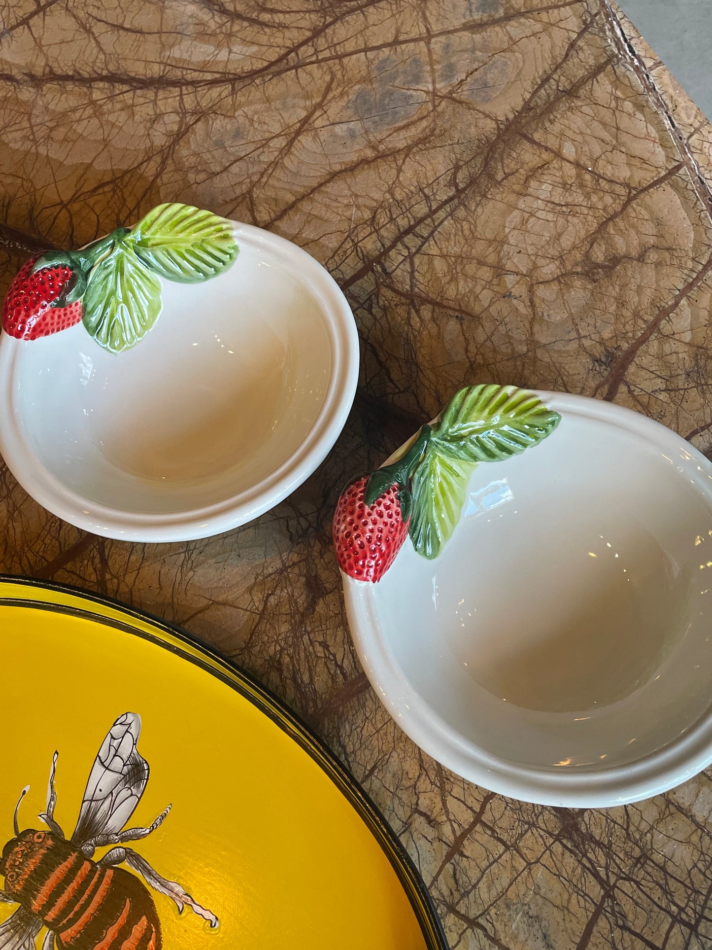 Lille skål med jordbær - Italiensk porcelæn