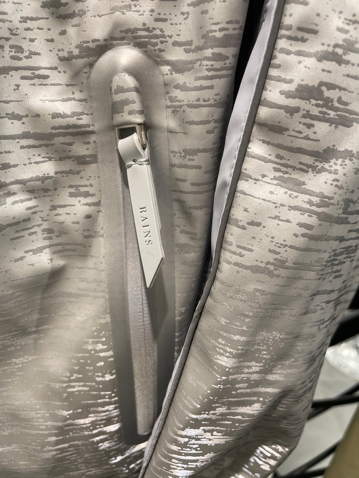 Rains - Raincoat - silver - oversized XS/S - Medinas Wardrobe