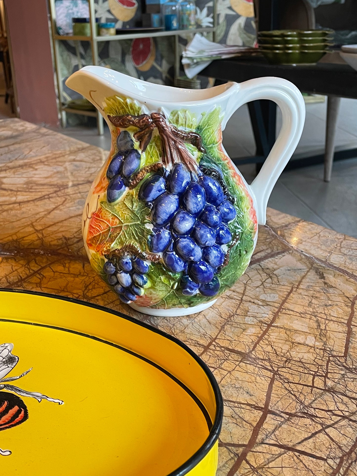 Kande med lilla druer - Italiensk porcelæn