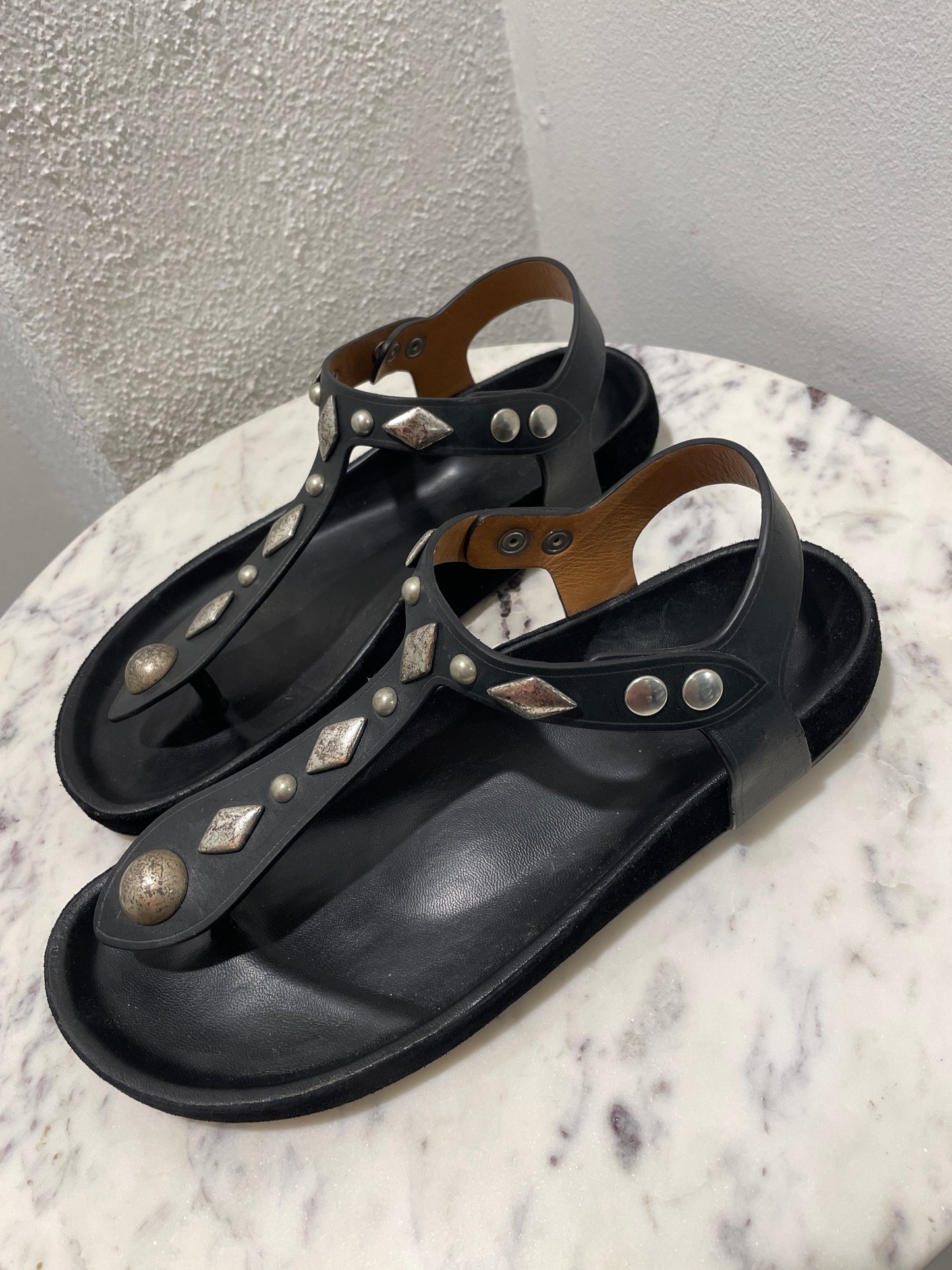 Isabel Marant Studded Leather T-Strap Sandals - 38