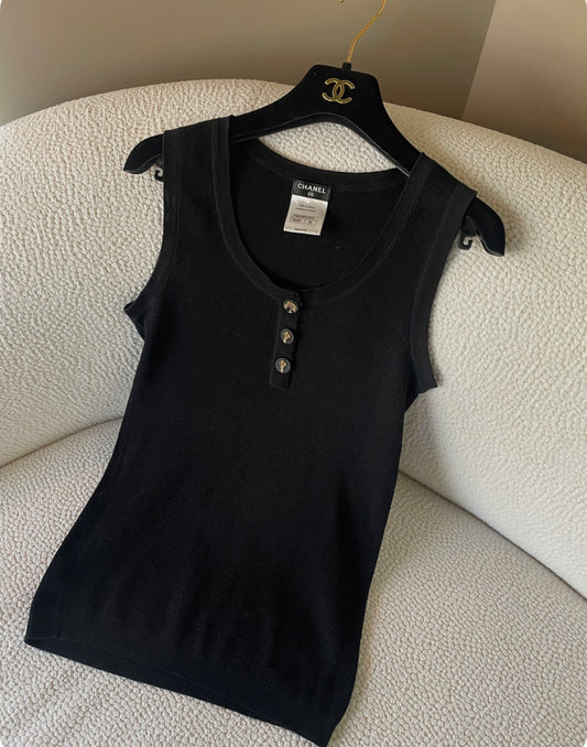 Chanel -  Top m. logo knapper - S & M
