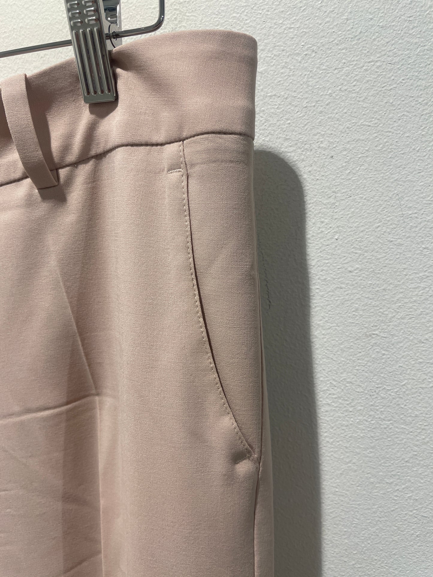 Armani – Tailored Trousers in Beige/Sand (IT46 / EU42)