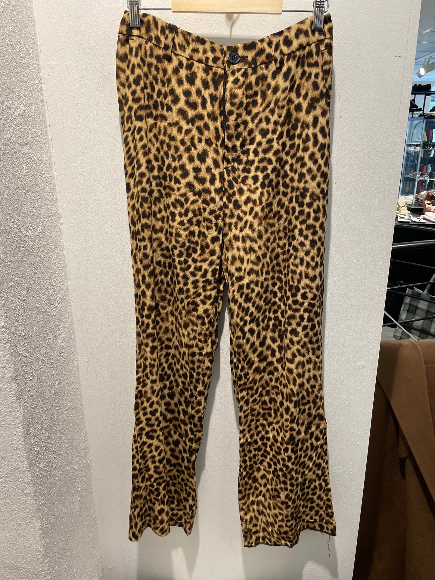 Zara Leopard Wide-Leg Trousers – Size Small - Medinas Wardrobe