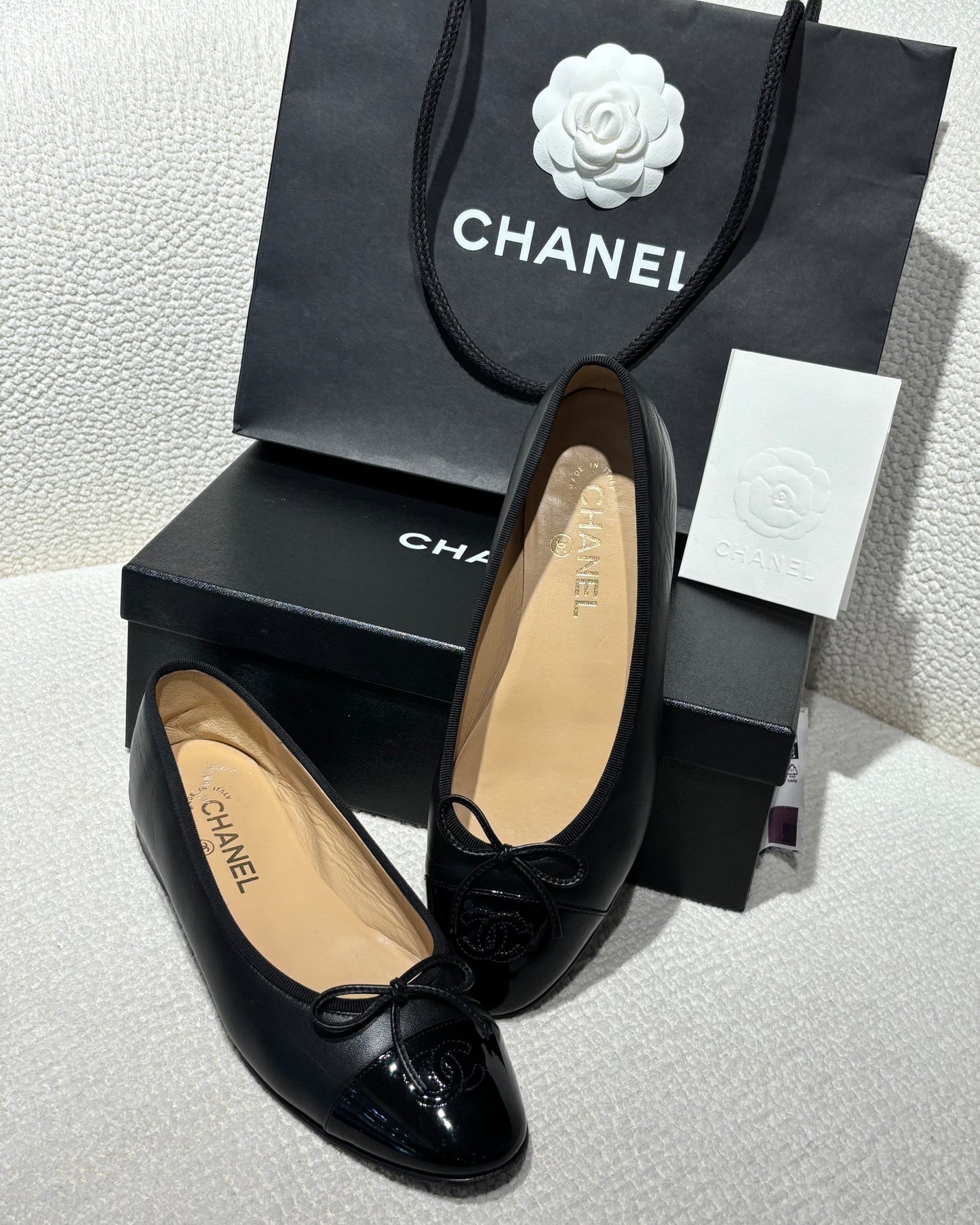 Chanel ballerinas - Black lambskin & patent leather - EU 39,5 - 2025 Collection