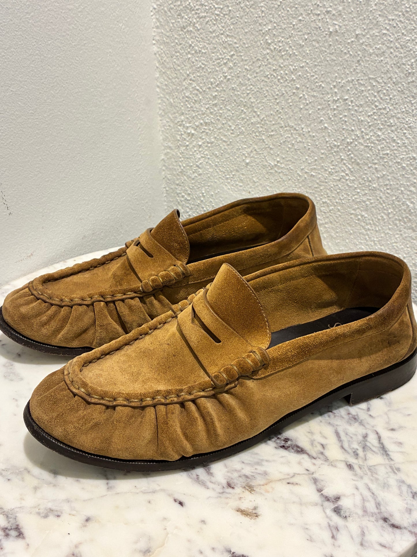 Yves Saint Laurent - Loafers – EU 40 - Medinas Wardrobe