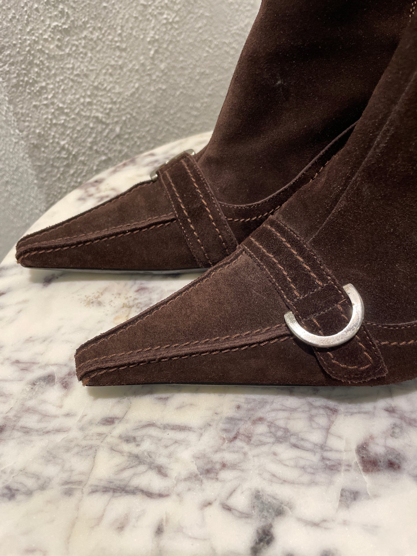Unworn Vintage Sergio Rossi Brown Suede Pointed-Toe Boots with Box - 39