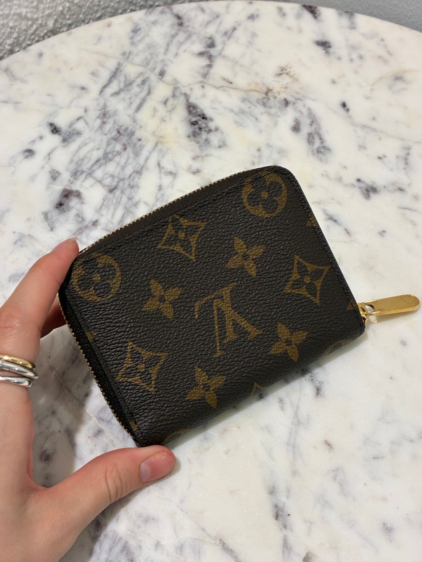 Louis Vuitton - Zippy Wallet