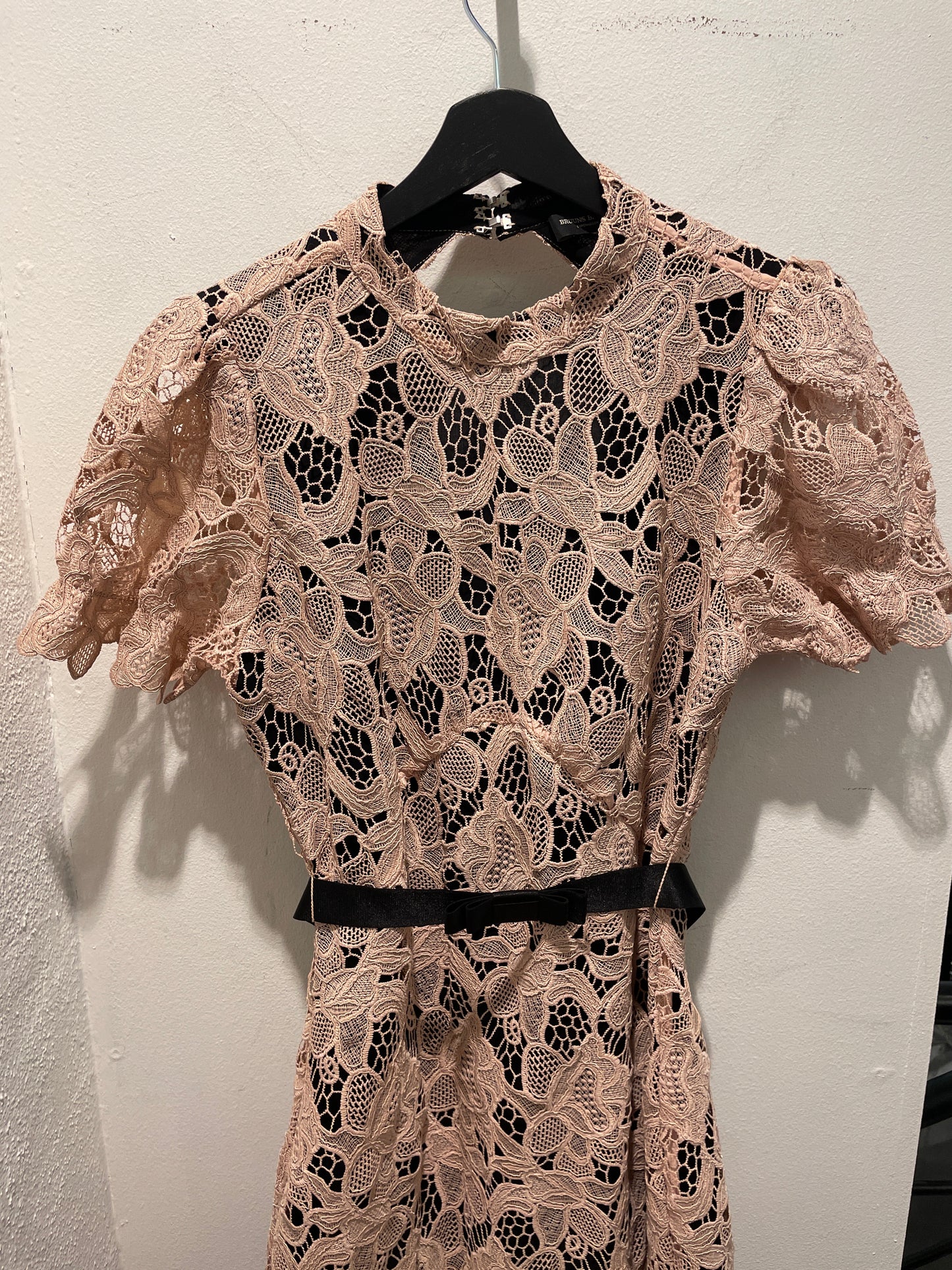 Bruuns Bazaar Dusty Pink Lace Dress - EU40