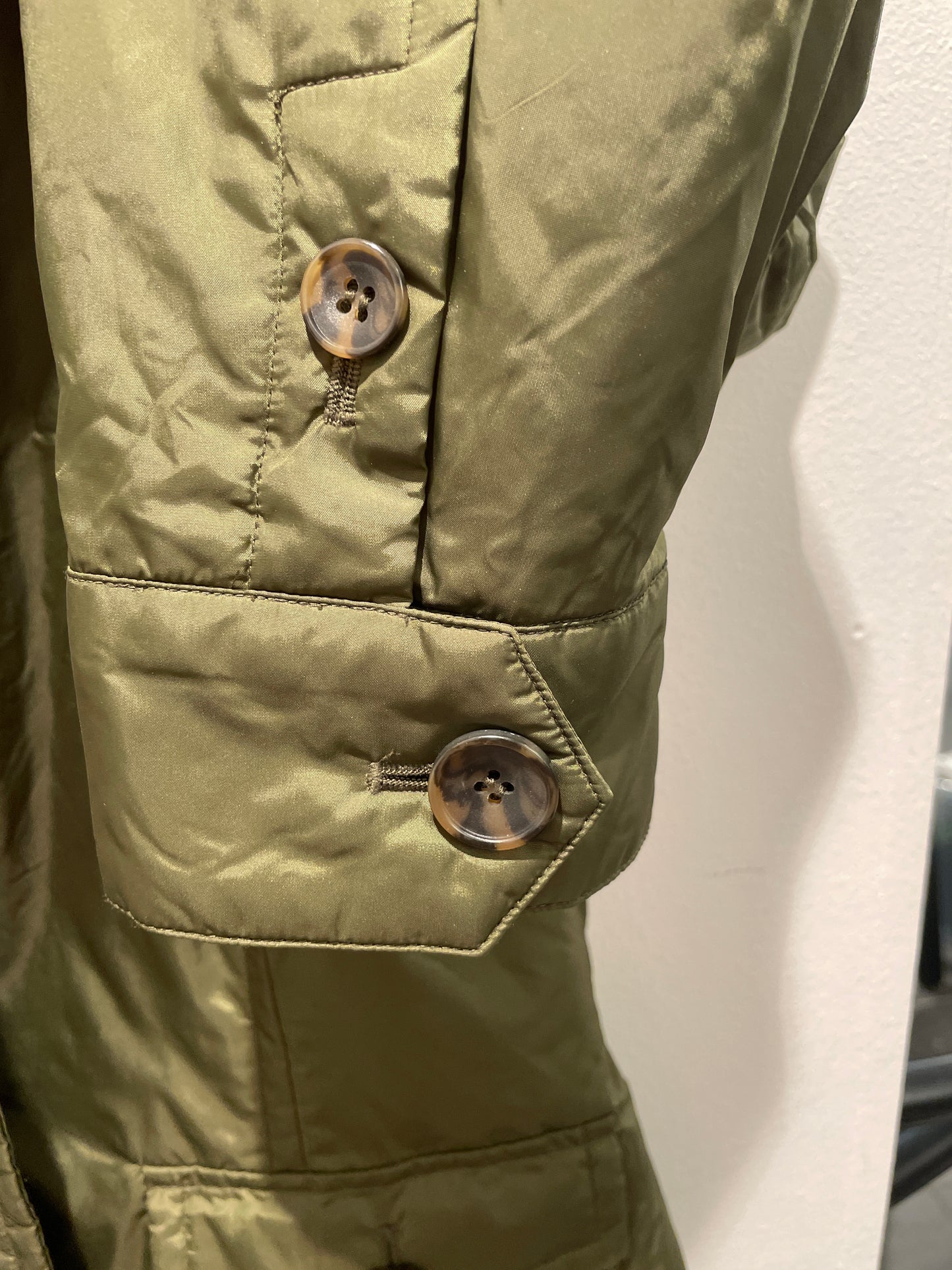 Weekend Max Mara Lightweight Padded Jacket – Olive Green - EU38