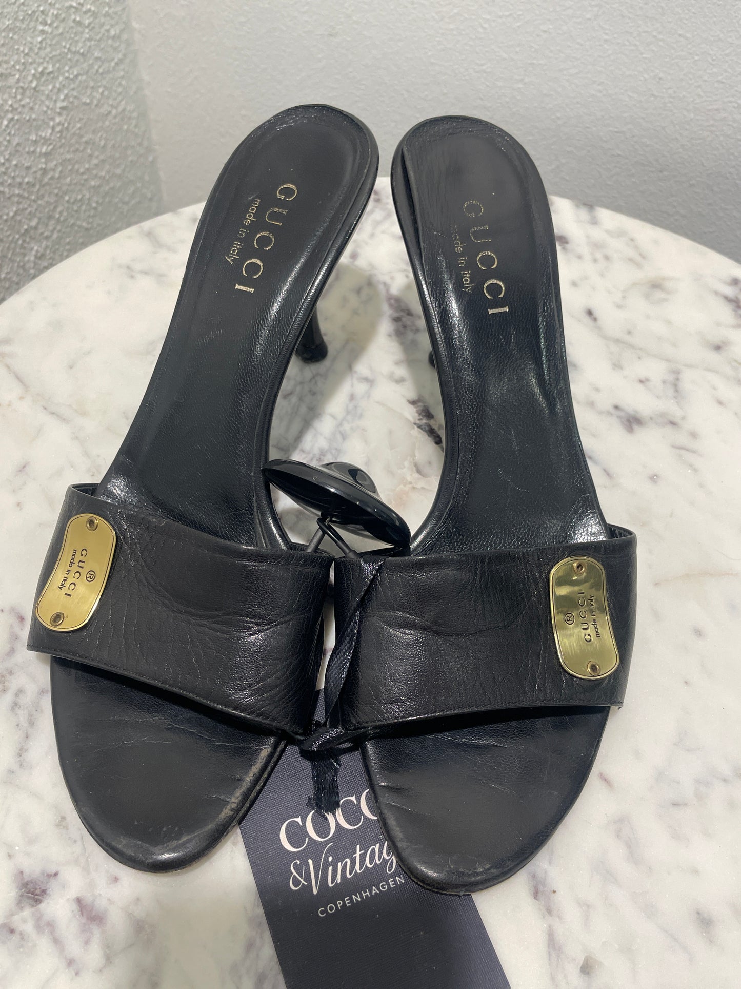 Gucci Guccissima Off-White Embossed Leather Peep-Toe Platform Pumps - 37